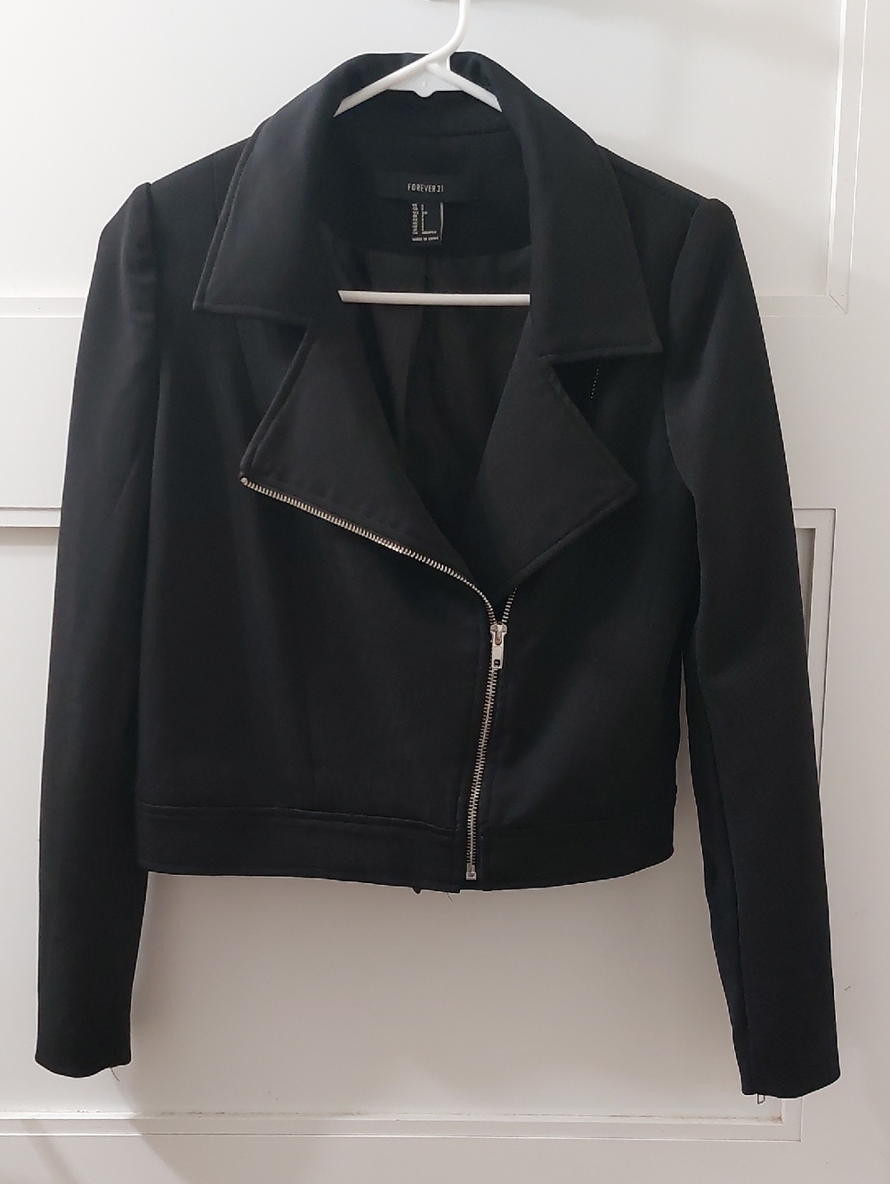 Forever 21 Cropped Black Moto Jacket
